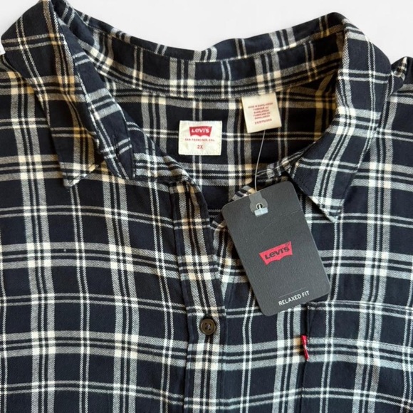 Levi's Black and White Checkered Shirt - Picture 6 of 8